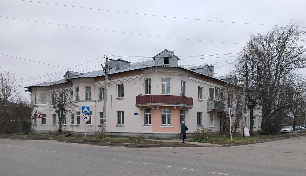 Кимры, Улица Урицкого, 71 / Улица Кольцова, 36