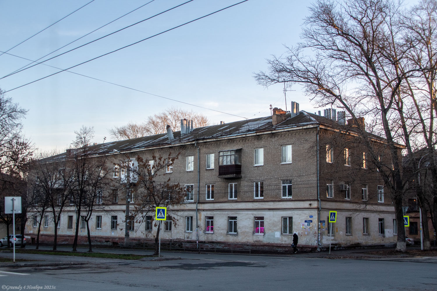 Уфа, Кольцевая улица, 92 / Улица Короленко, 10