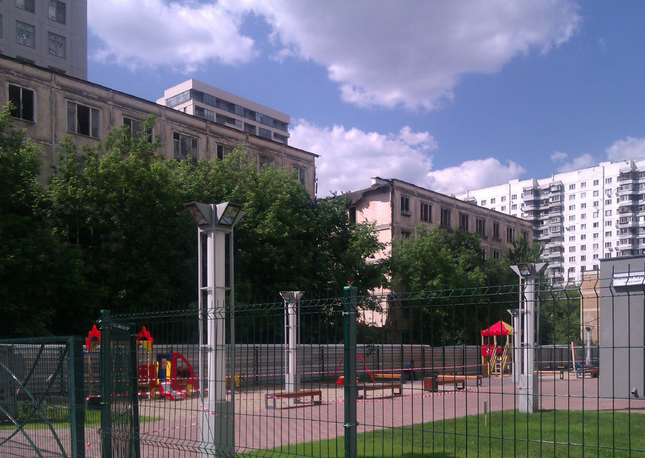 Moskau, Улица Народного Ополчения, 15 корп. 7