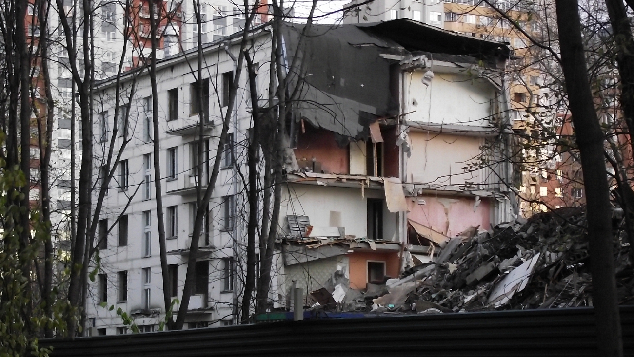 Москва, Бульвар Генерала Карбышева, 15 корп. 1