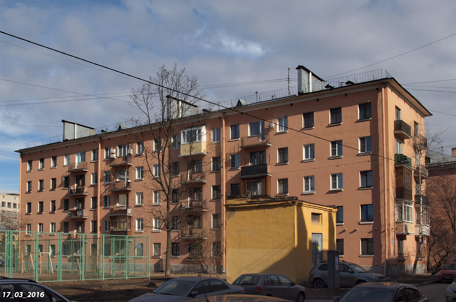 Peterburi, Тракторная улица, 4 лит. А; Тракторная улица, 4 корп. 3