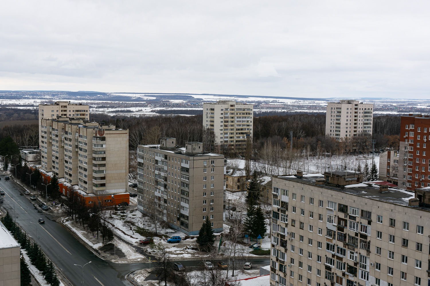 Ufa, Улица Мира, 3; Улица Мира, 5 / Белокатайская улица, 1; Улица Мира, 7 / Кольцевая улица, 2; Улица Комарова, 14; Улица Комарова, 18