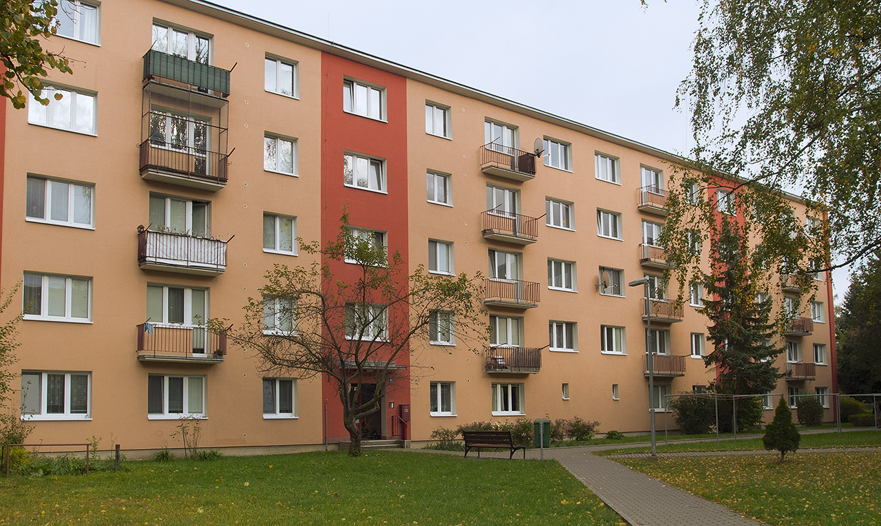 Valasske Mezirici, Seifertova, 704/4; Seifertova, 703/3