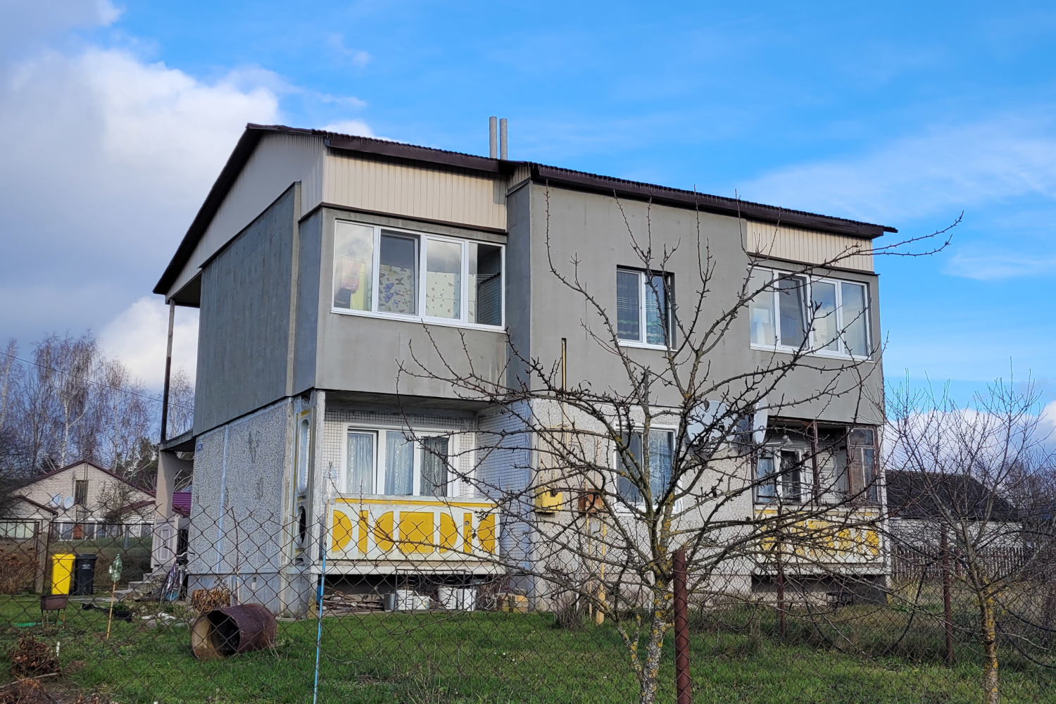 Островец, Зорная улица, 9