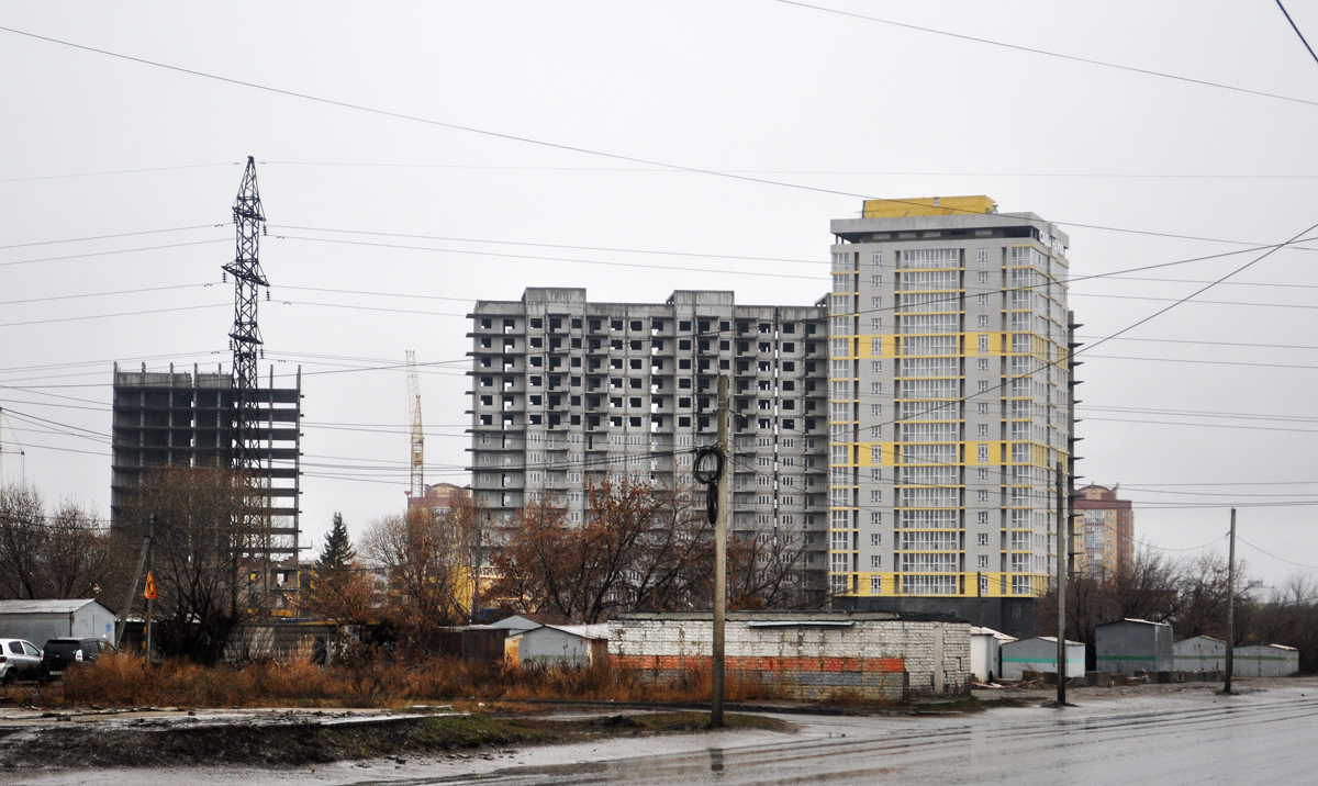 Омск, Проспект Академика Королёва, 7/2; Проспект Академика Королёва, 7; Проспект Академика Королёва, 7/1