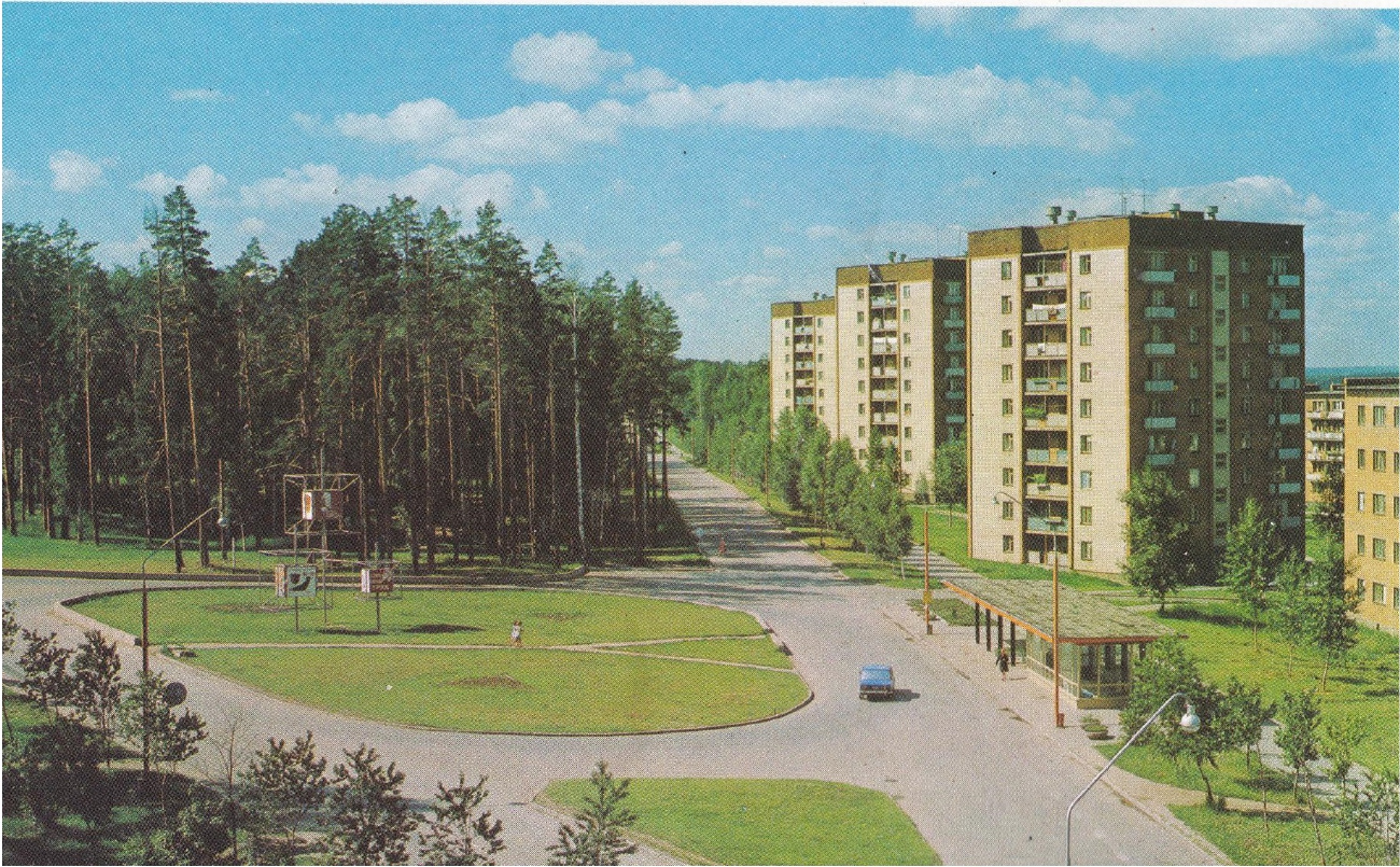 Zarechniy, Улица Курчатова, 8; Улица Курчатова, 6; Улица Курчатова, 4