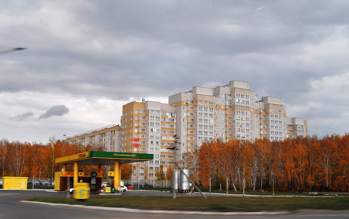 Омск, Волгоградская улица, 56а; Волгоградская улица, 42; Волгоградская улица, 44