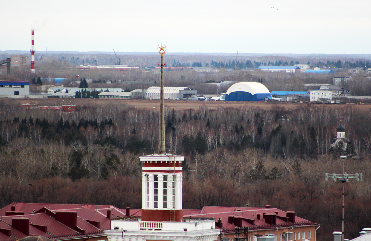 Омск, Проспект Карла Маркса, 29 / Улица Масленникова, 7