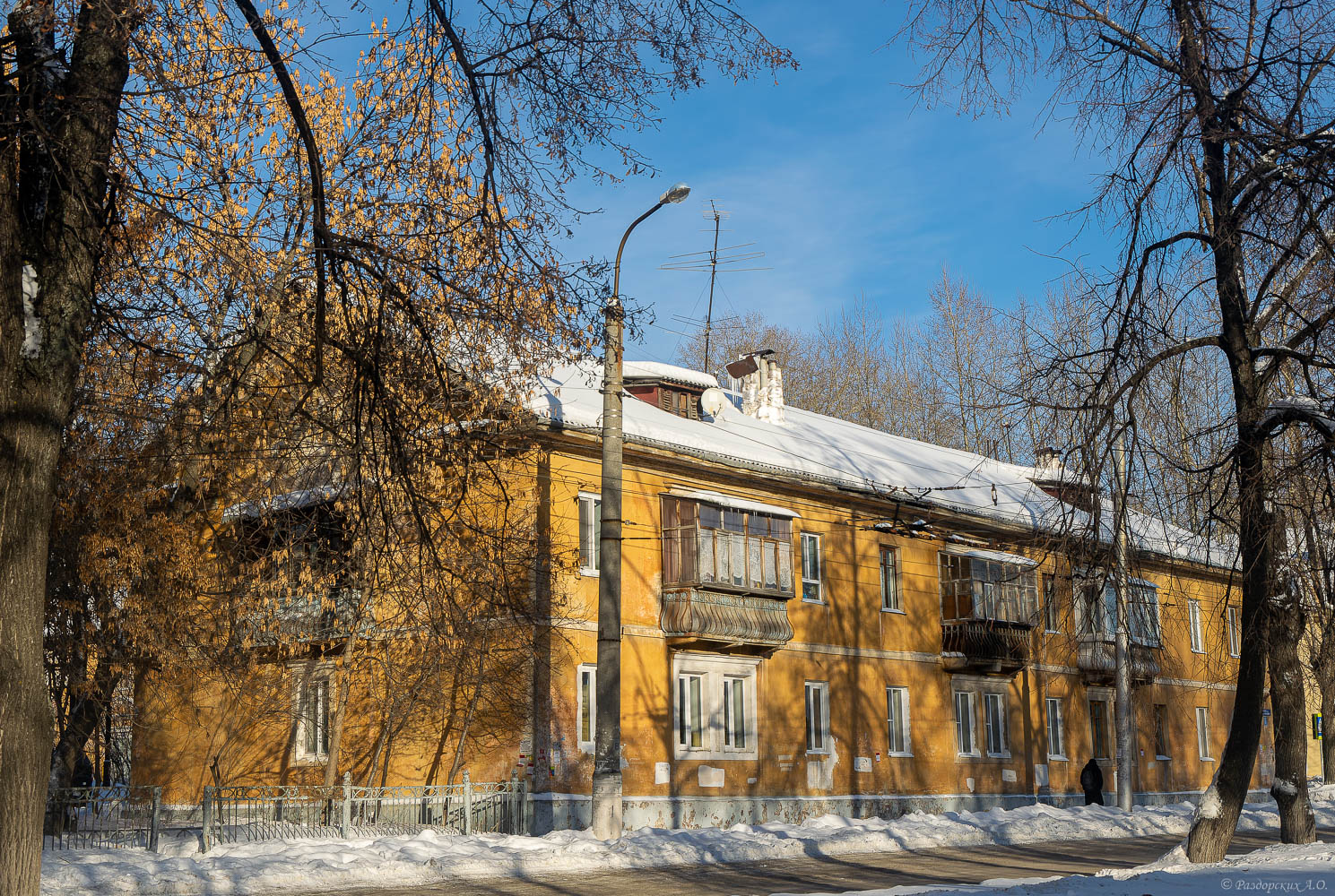 Ufa, Кольцевая улица, 87 / Улица Репина, 15