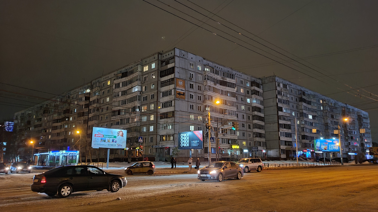 Омск, Улица Куйбышева, 31; Улица 10 лет Октября, 105