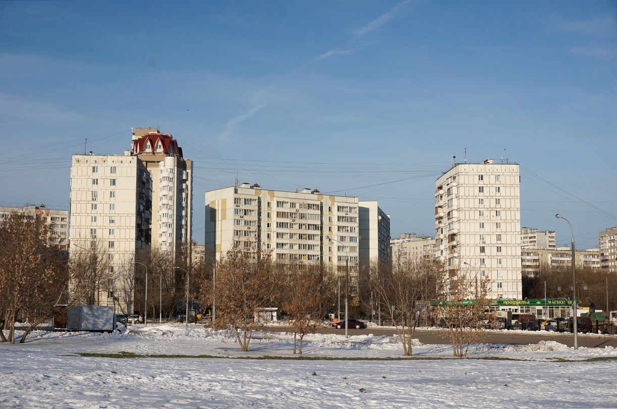 Moscow, Улица Новинки, 27 корп. 1; Кленовый бульвар, 26; Улица Новинки, 31