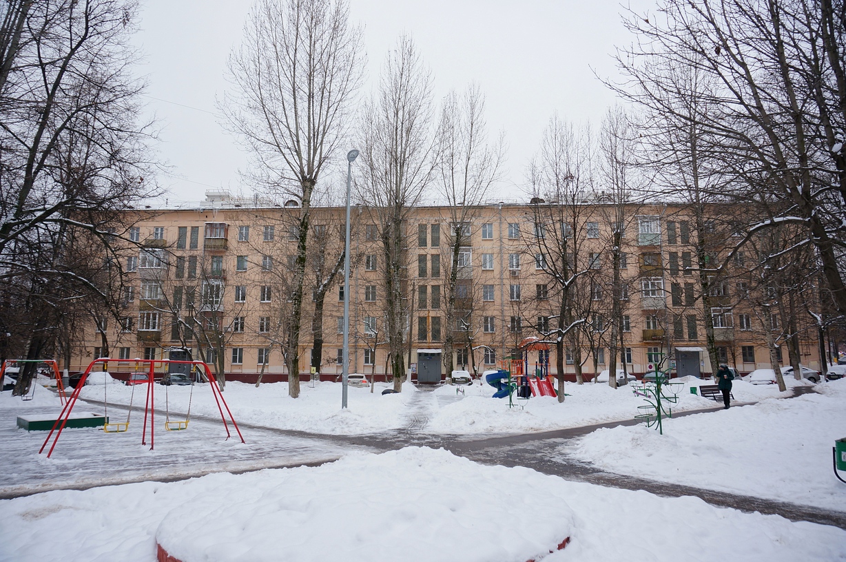 Москва, Улица Винокурова, 5 / Новочерёмушкинская улица, 6 корп. 1