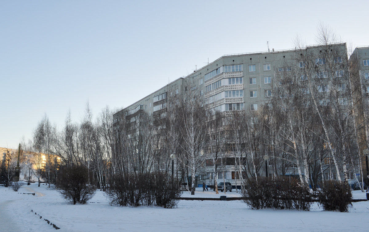 Омск, Заозёрная улица, 32