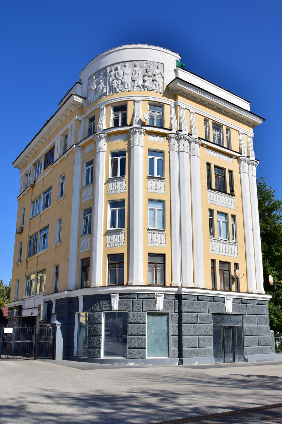 Саратов, Волжская улица, 34