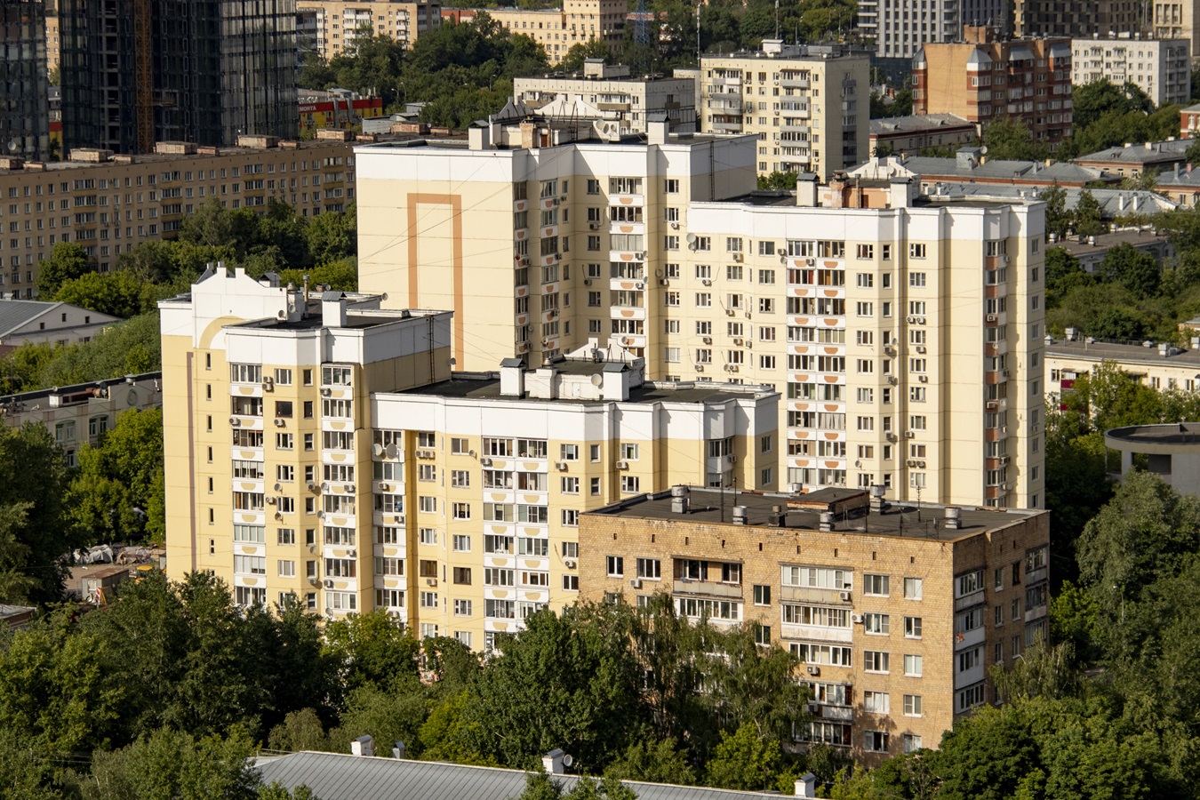 Москва, 4-й Вятский переулок, 22Б; 4-й Вятский переулок, 18 корп. 4; 4-й Вятский переулок, 18 корп. 3