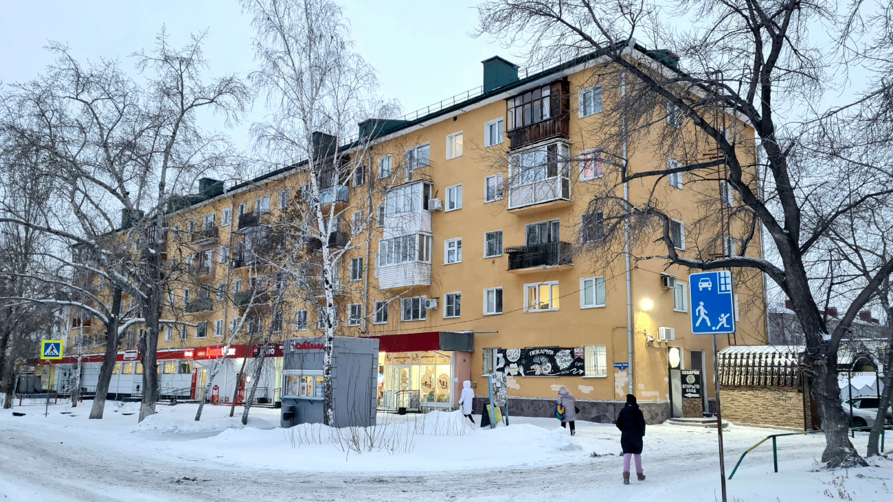 Omsk, Бульвар Победы, 3