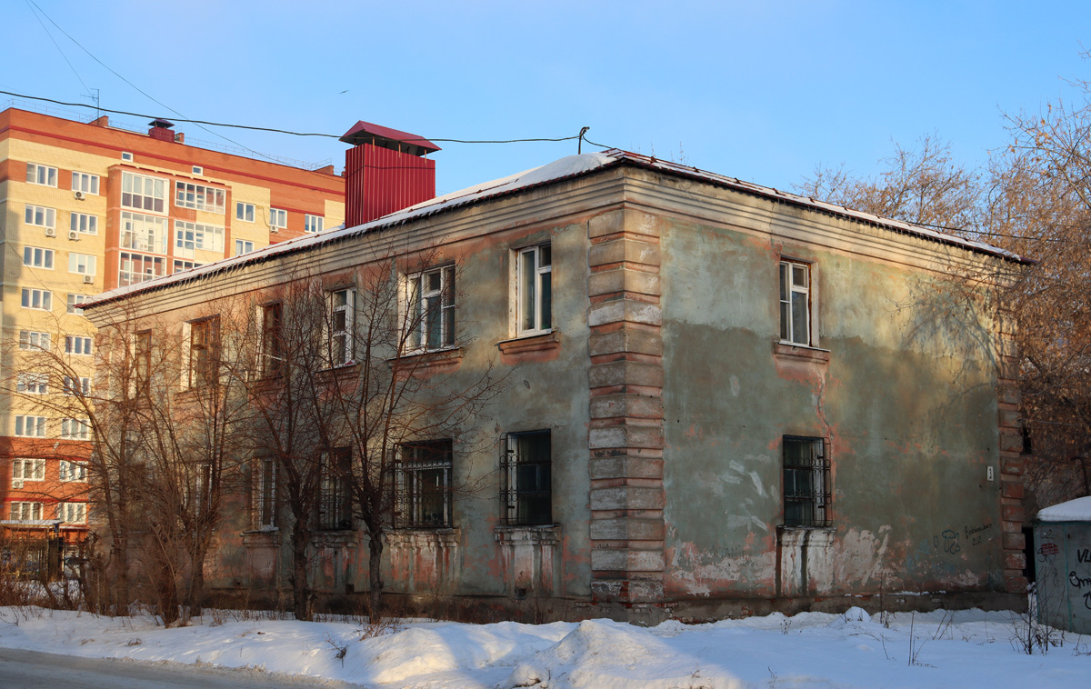 Omsk, Улица Сурикова, 3