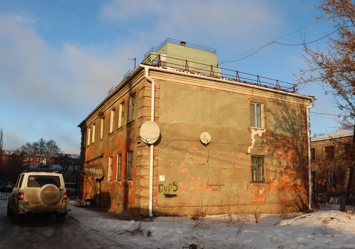 Омск, Улица Сурикова, 5