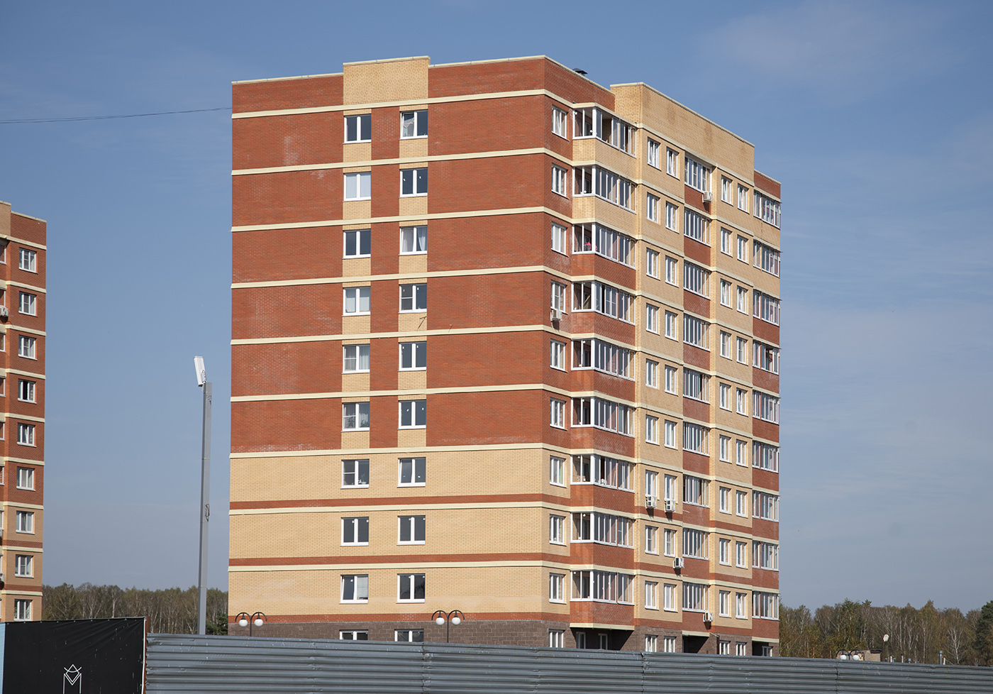 Кремёнки, Молодежная улица, 1 корп. 2