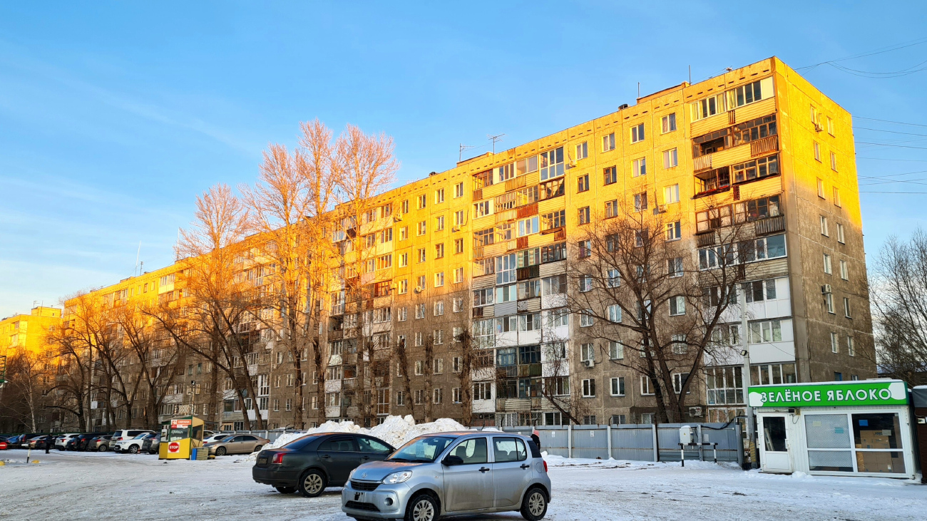 Омск, Заозёрная улица, 13