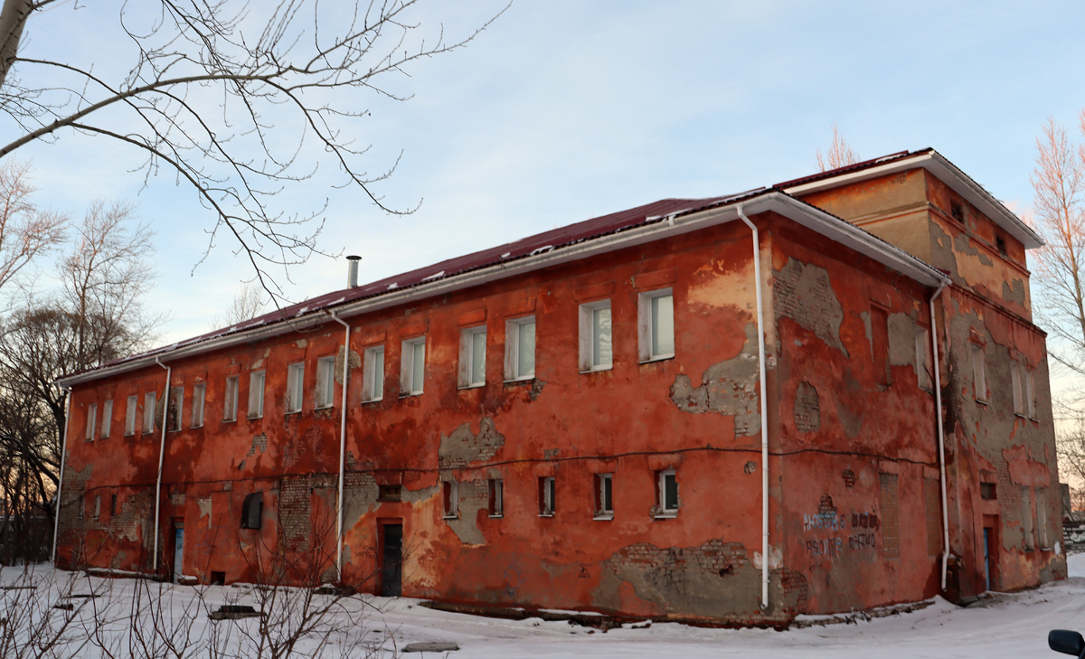 Омск, Молодогвардейская улица, 1