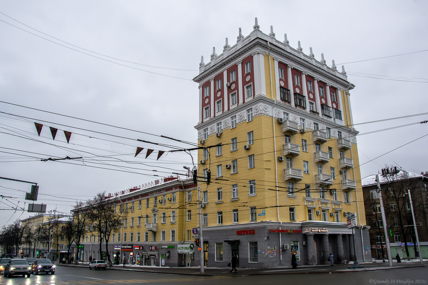 Уфа, Первомайская улица, 26 / Улица Ульяновых, 28