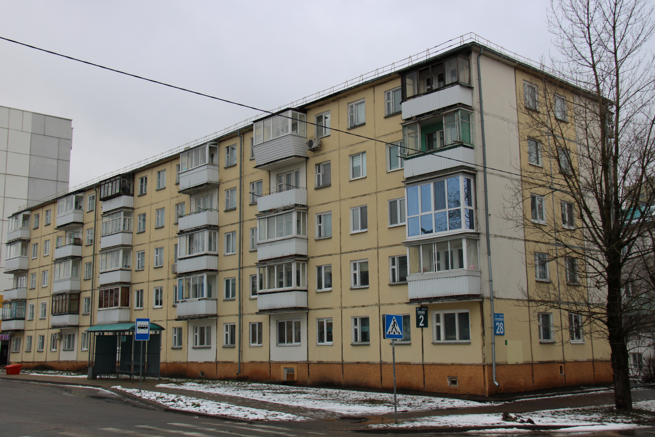 Минск, Улица Грекова, 2 / Улица Тухачевского, 28