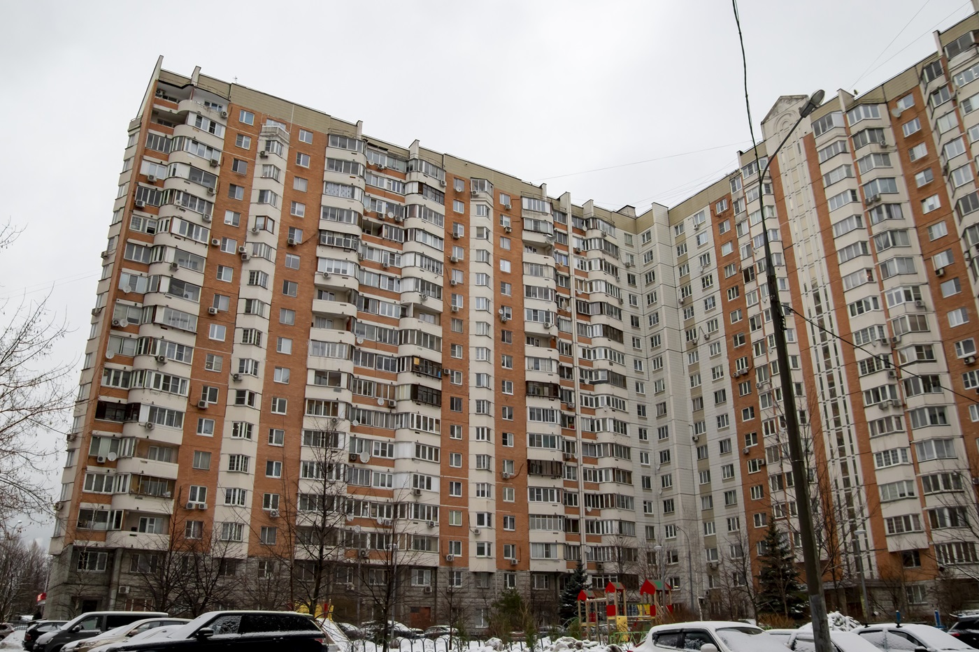 Москва, Сиреневый бульвар, 4 корп. 3; Измайловский проезд, 15 (подъезд 1)