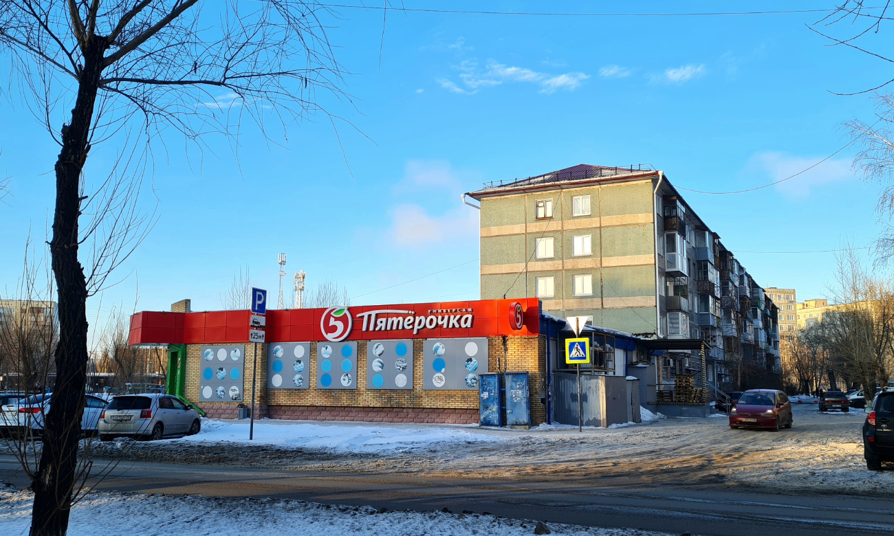 Omsk, Улица Романенко, 8