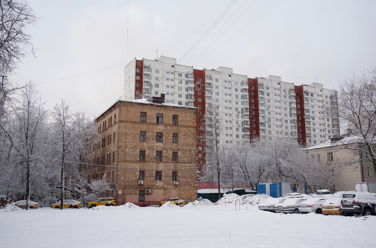 Москва, Измайловский бульвар, 49; 9-я Парковая улица, 40