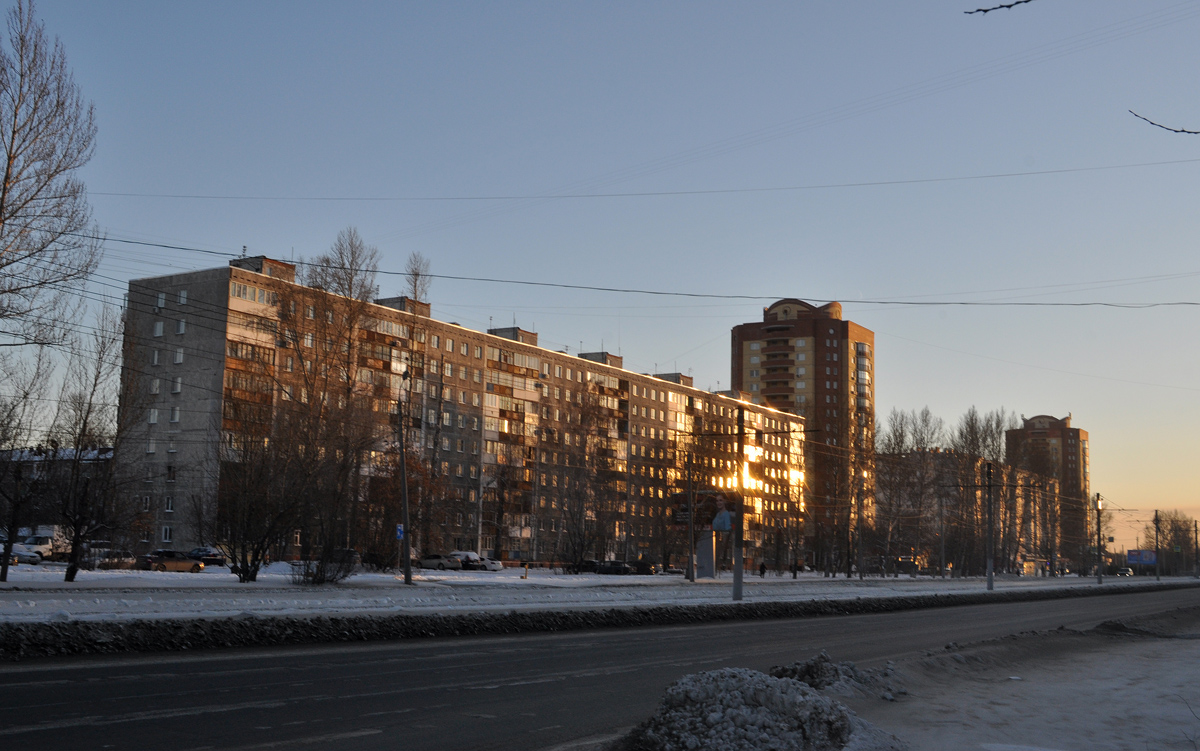Omsk, Заозёрная улица, 17