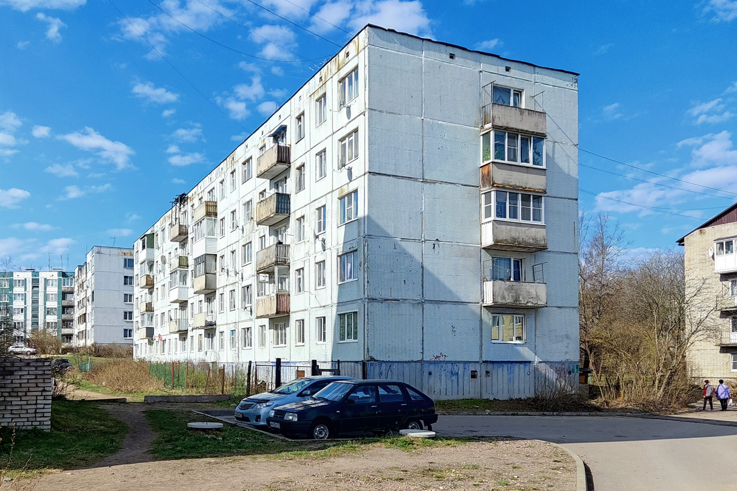 Рощино, Тракторная улица, 9