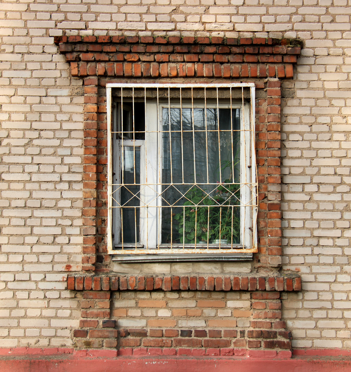 Минск, Грушевская улица, 126 / Прямая улица, 5