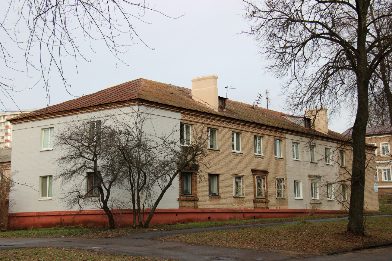 Минск, Грушевская улица, 126 / Прямая улица, 5