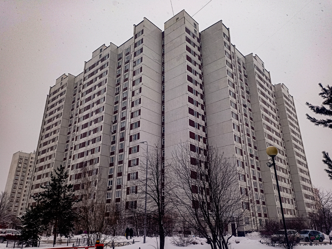 Черноголовка, Школьный бульвар, 18