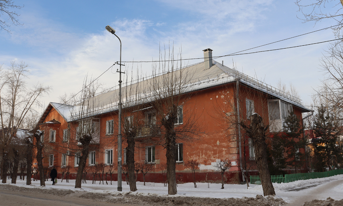 Омск, Улица Малунцева, 24 / Улица XIX Партсъезда, 2