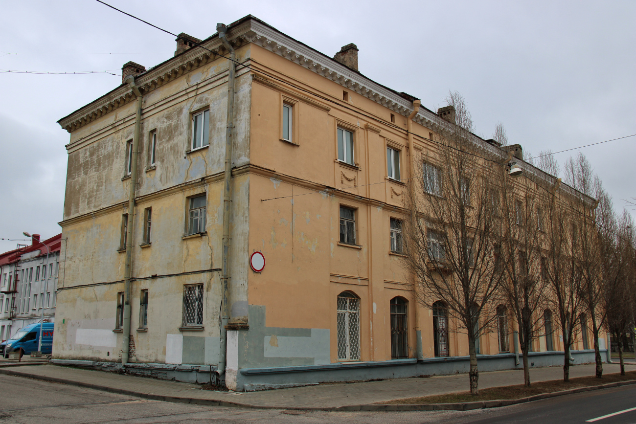 Минск, Улица Чеботарёва, 2 / Улица Олега Кошевого, 4