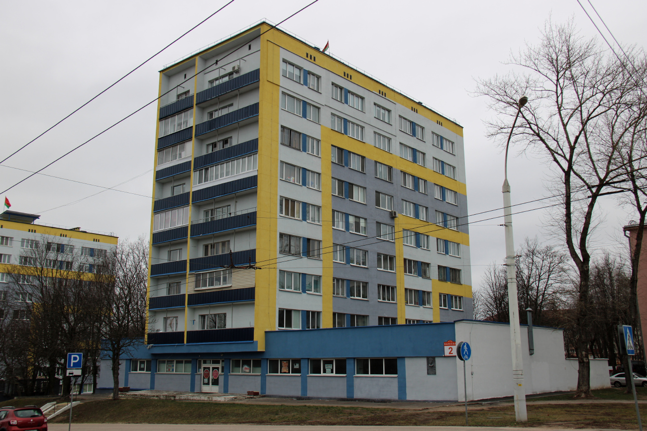 Минск, Улица Ванеева, 2 / Долгобродская улица, 40