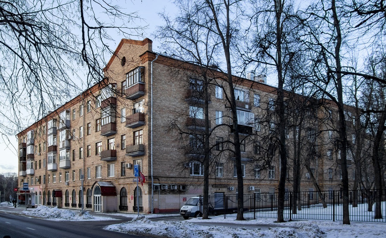 Москва, Измайловский бульвар, 1 / 3-я Парковая улица, 28