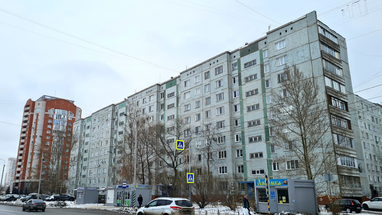 Омск, Улица Богдана Хмельницкого, 42 корп. 1 / Омская улица, 114 корп. 2; Омская улица, 114
