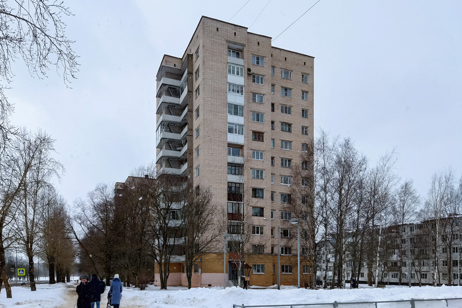Кириши, Советская улица, 21