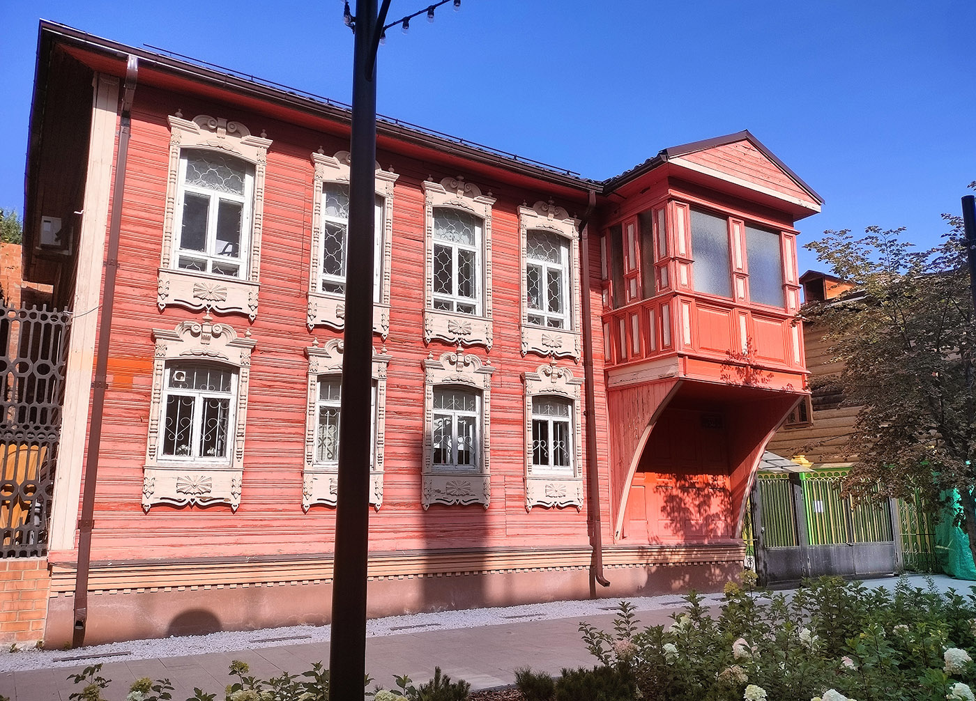 Тюмень, Улица Дзержинского, 34А