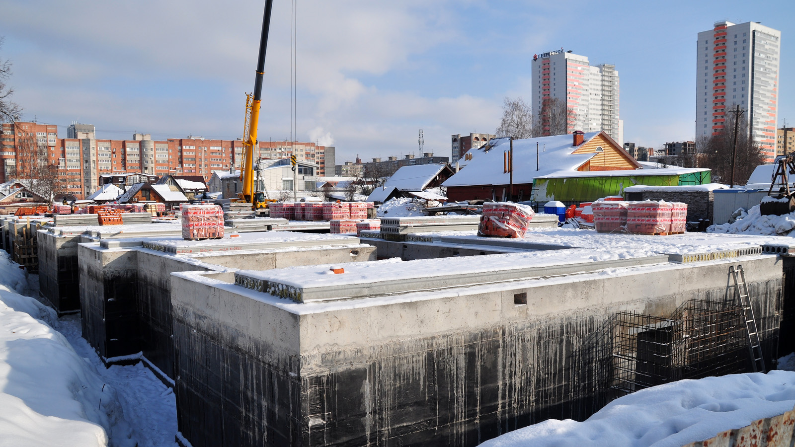 Пермь, Улица Танкистов, 111; Улица Советской Армии, 37; Улица Веры Засулич, 3А; Улица Советской Армии, 60; Проспект Декабристов, 21