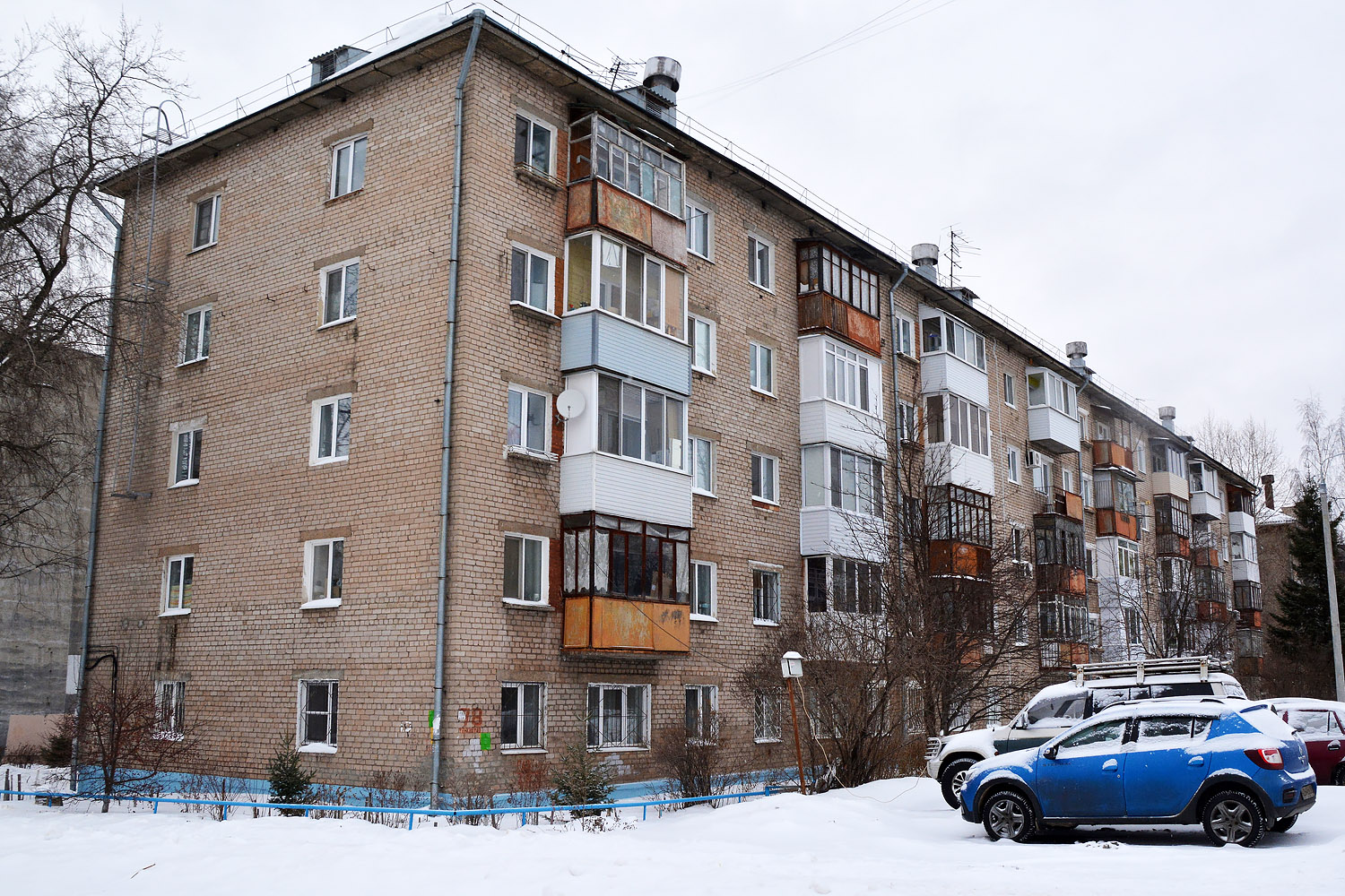 Пермь, Улица Танкистов, 78 / Улица 9 Мая, 29