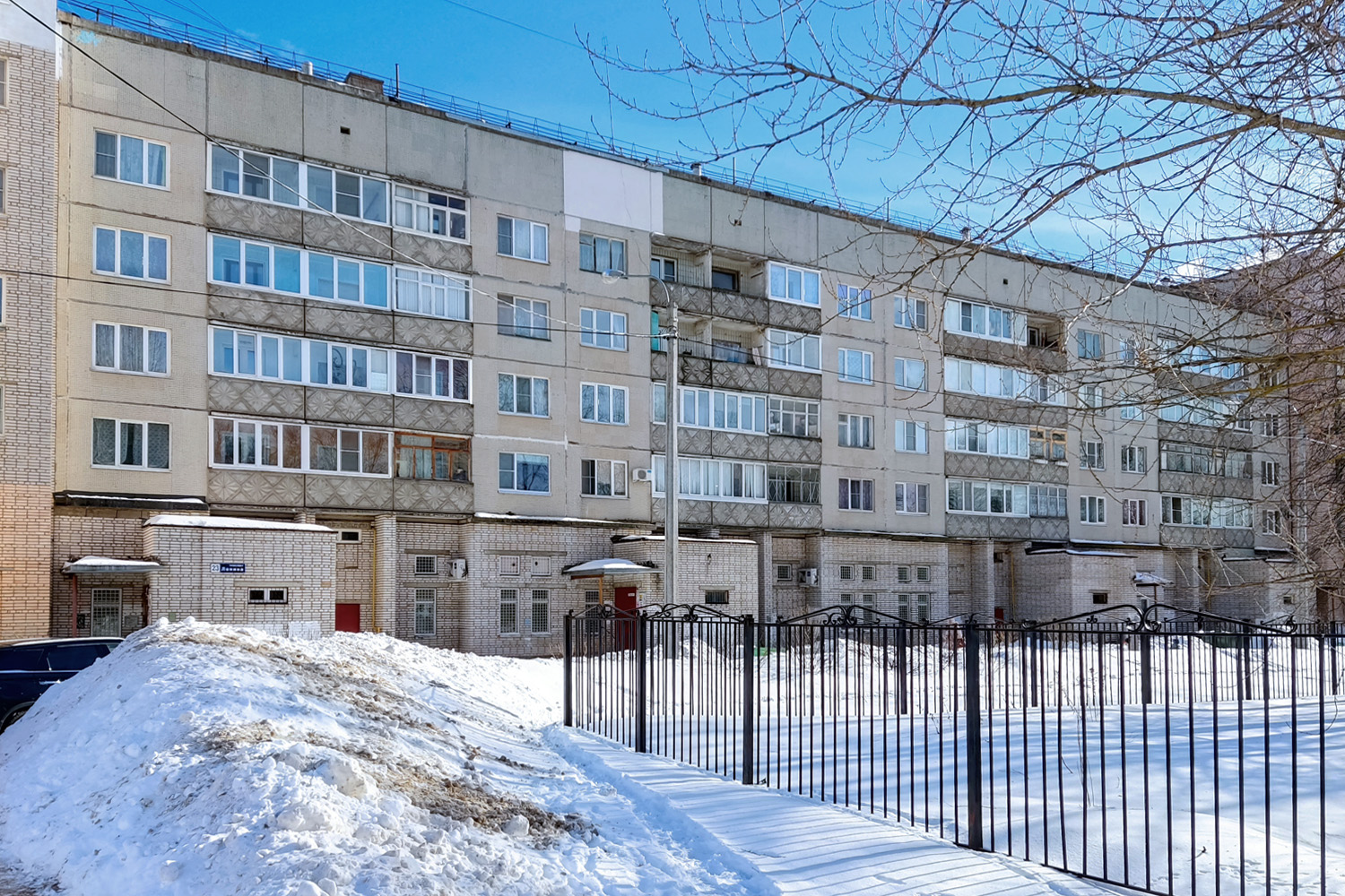 Kirishi, Проспект Ленина, 23 (подъезды 1-4)