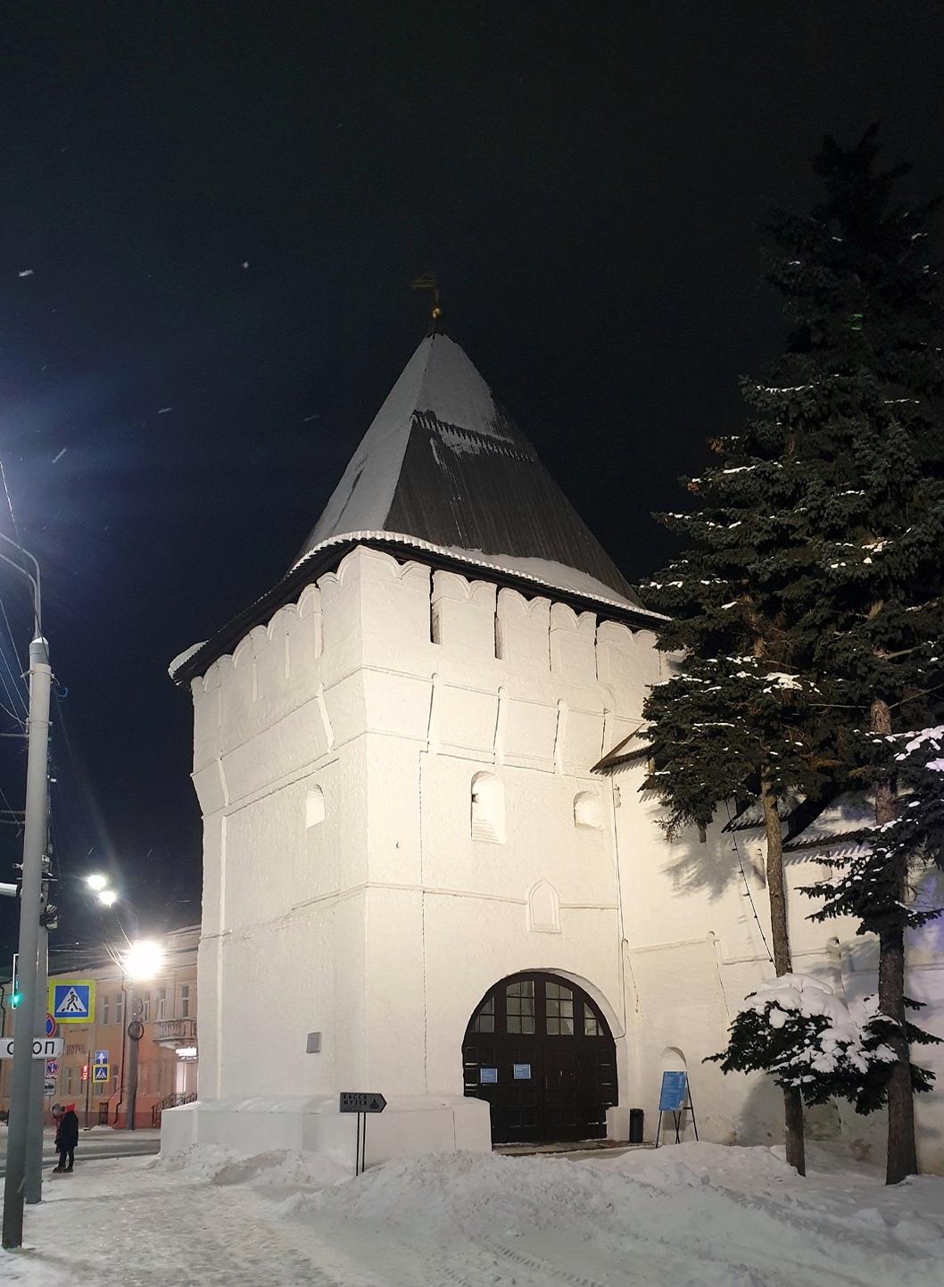 Yaroslavl, Богоявленская площадь, 25 Угличская башня