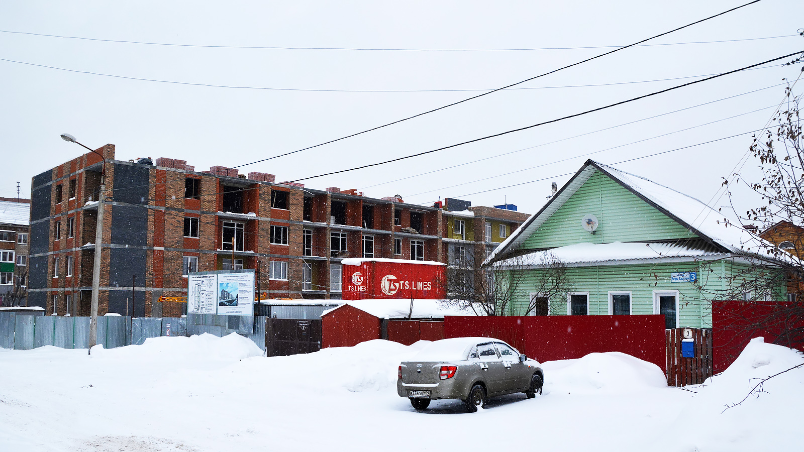 Пермь, Улица Танкистов, 111; Улица Веры Засулич, 3А