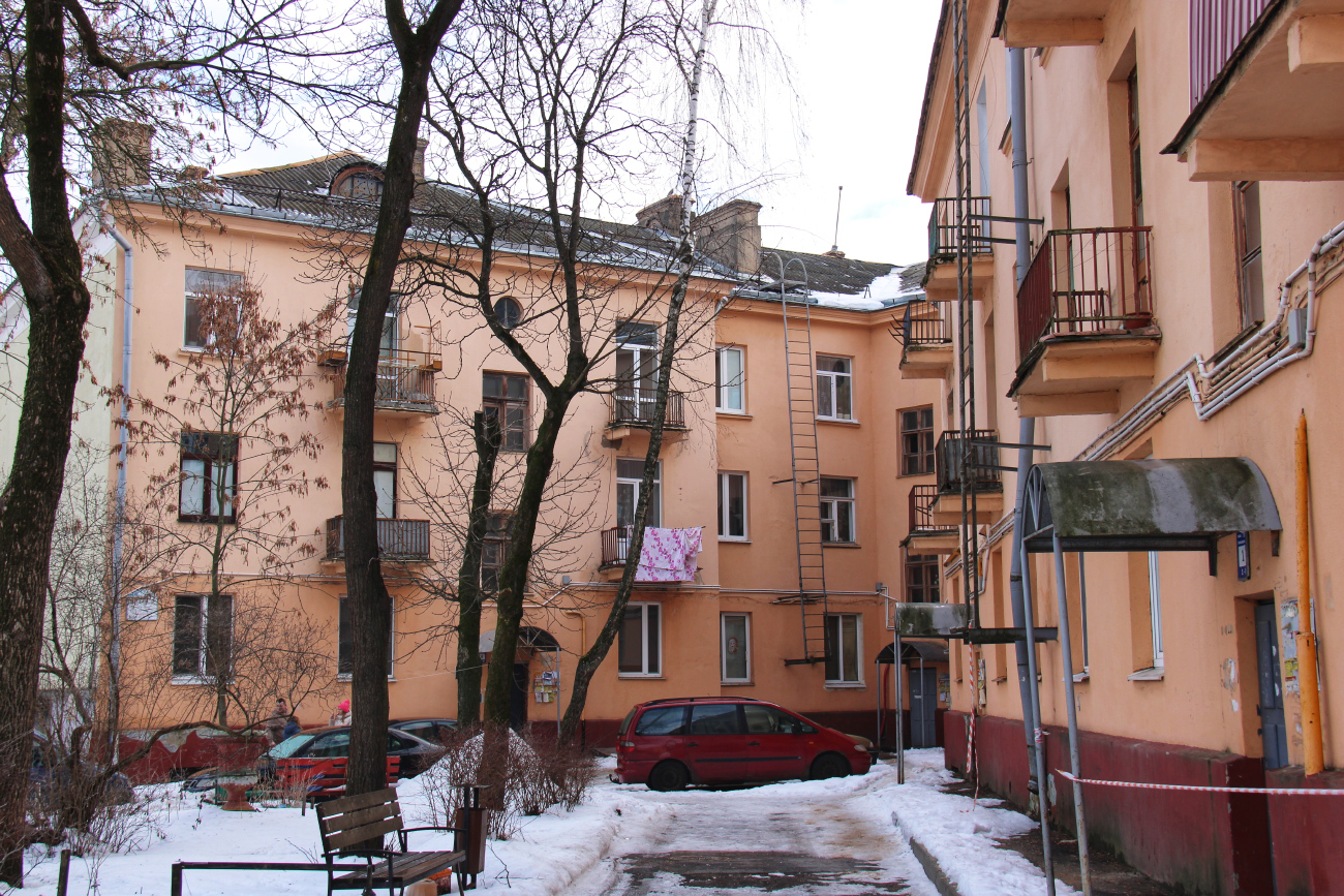 Минск, Велозаводская улица, 7 / Улица Нахимова, 9