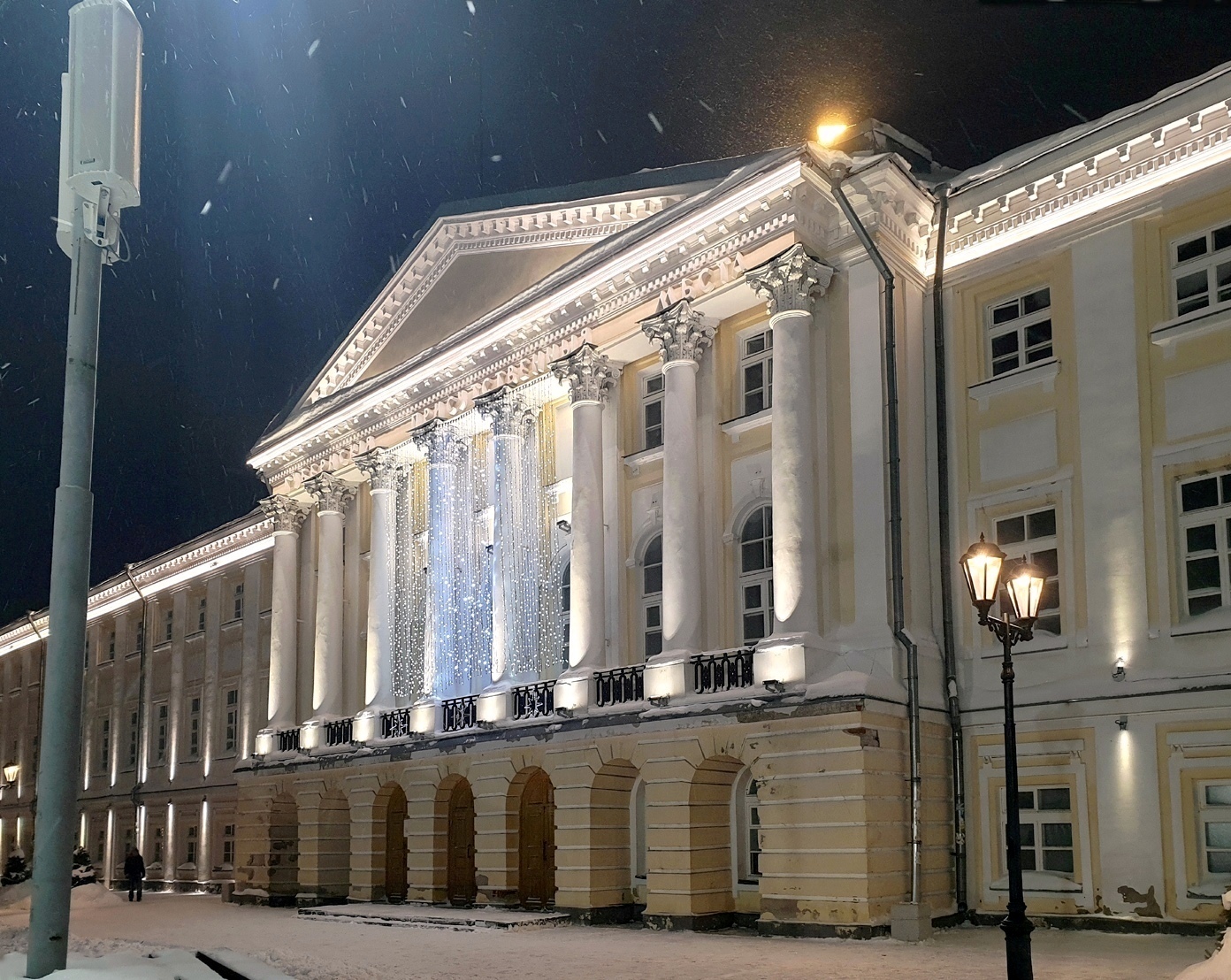 Ярославль, Советская площадь, 5