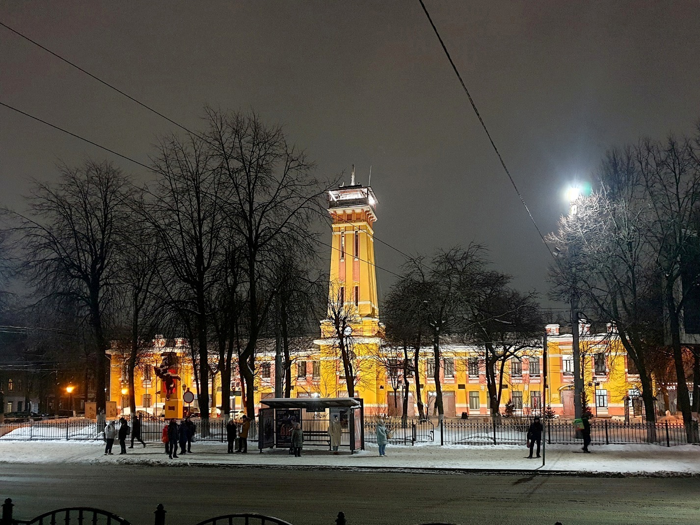 Yaroslavl, Красная площадь, 8